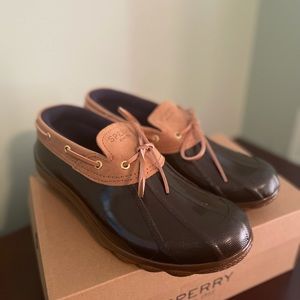 Sherry Syren One Eye Rain Shoe